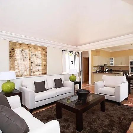 Apartment Sao Goncalo Sleeps 6 Pool Wifi