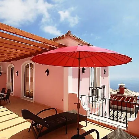 Sao Goncalo Sleeps 6 Pool Wifi Apartment *