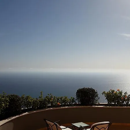 Sao Goncalo Sleeps 6 Pool Wifi * Funchal (Madeira)